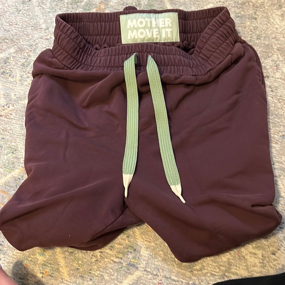 Mother joggers